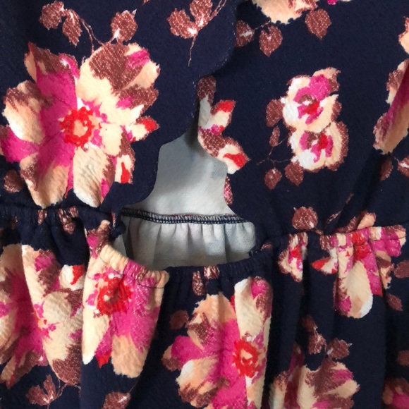 Anthropologie open back peplum top - Picture 6 of 8